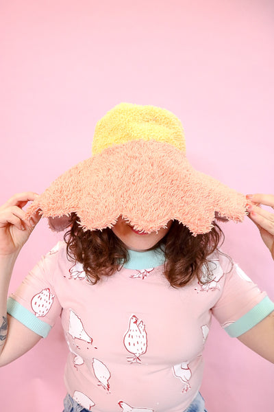 Big Reversible Flower Hat - Peachy Pink